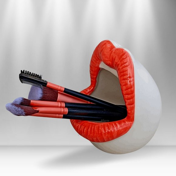 Ceramic Lipstick Holder Makeup Organizer - Durable Storage Solution for Vanity - Picture 3 of 16